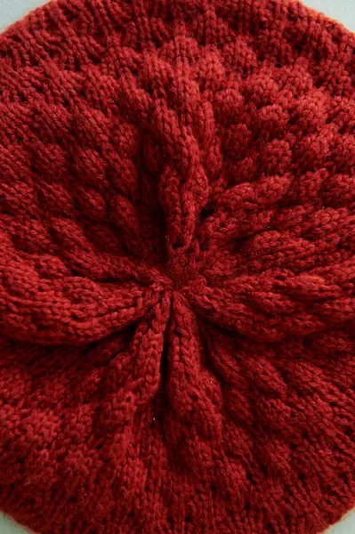 Tekstur merah rajutan baret terbuat dari wol . — Stok Foto
