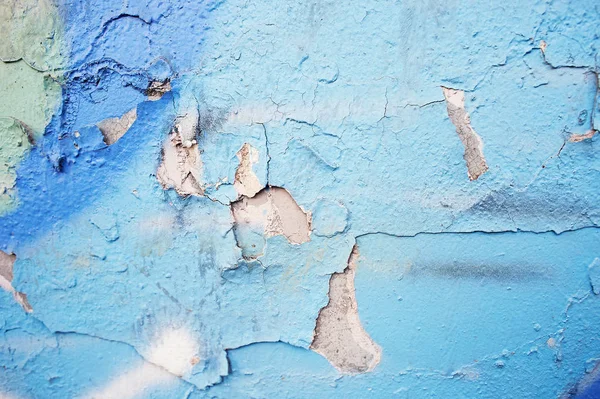 Peeling bleu peinture sur un mur en béton — Photo