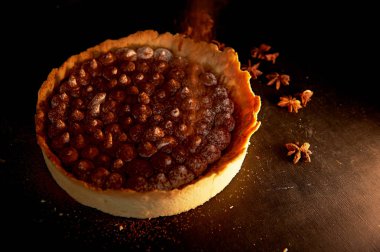 Cheesecake Tiramisu. İki inanılmaz tatlı bir birleşimi. Benim gerçek keşif olarak ufalanan shortcrust pasta badem unu, kahve ve krem şanti katmanı ve gerçek ile tepesinde