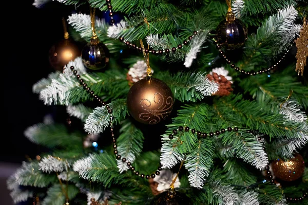 Kerstboom ornament bruin-groen bereik. De textuur is nauwe — Stockfoto