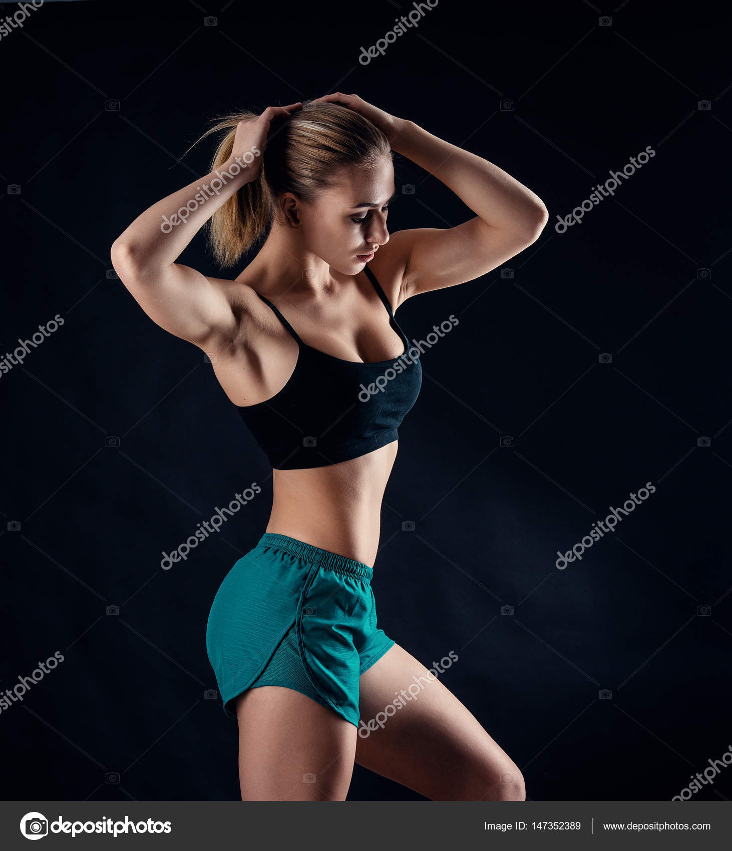 Sporty Female With Toned Athletic Body Type Stock Photo, Picture