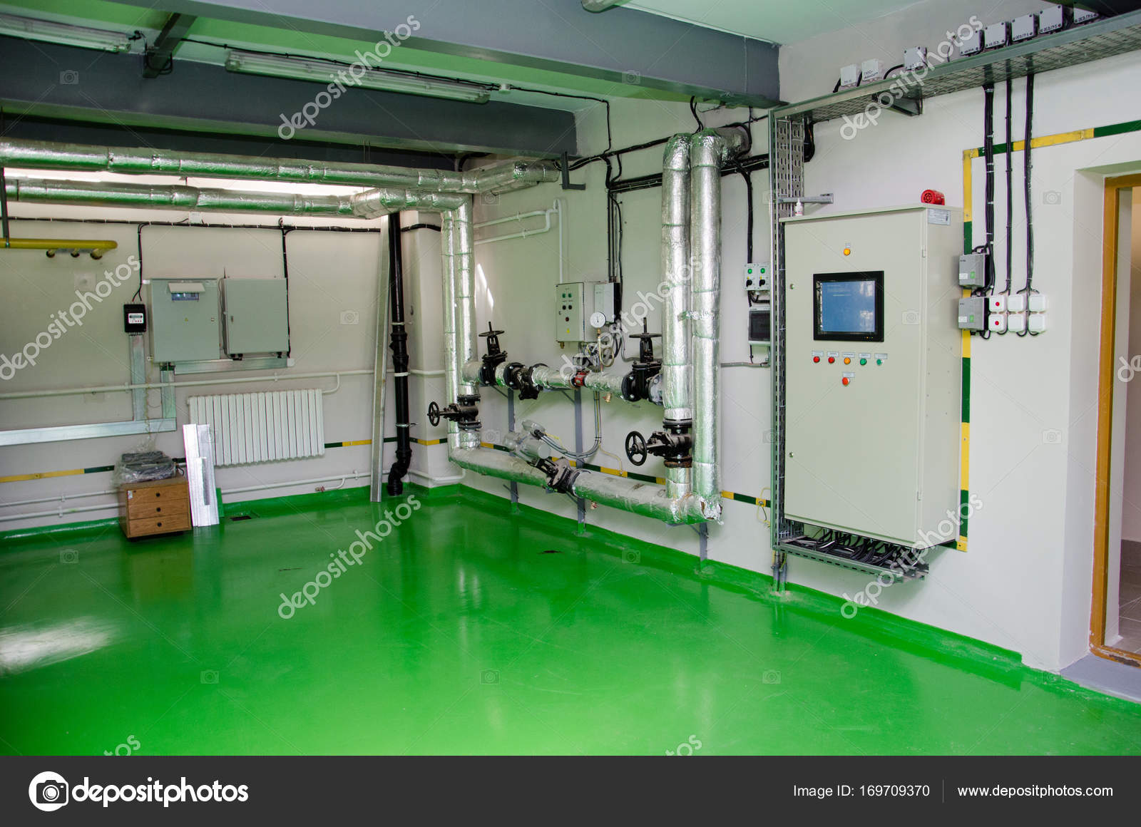 O Interior De Uma Caldeira De G S Industrial Moderna Tubula Es O Interior De Uma Caldeira De G S Industrial Moderna Tubula Es