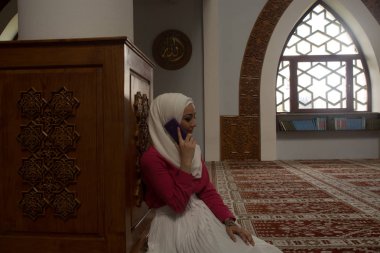 Beutiful kız hijab, dua eden