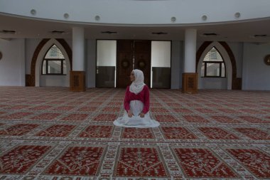 Beutiful kız hijab, dua eden