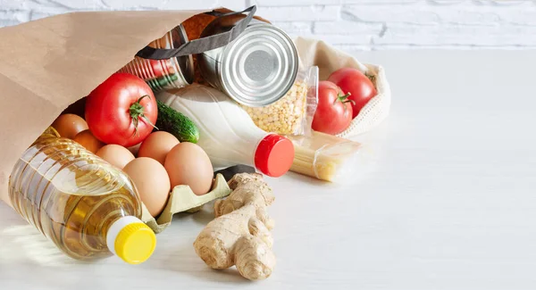 Paper Shopping Bag Various Food Food Donation Safe Delivery Service — Stock Photo, Image