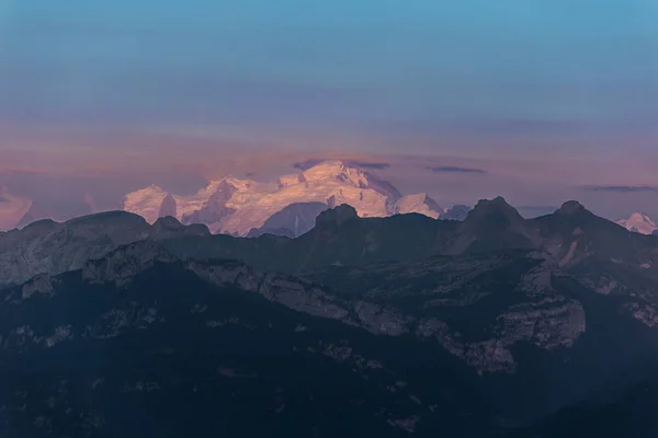 Derniers Rayons Soleil Sur Montagne Mont Blanc Photos De Stock Libres De Droits