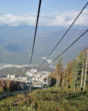 Gorki Gorod ve Mzımta Nehri Vadisi görüntüleyin