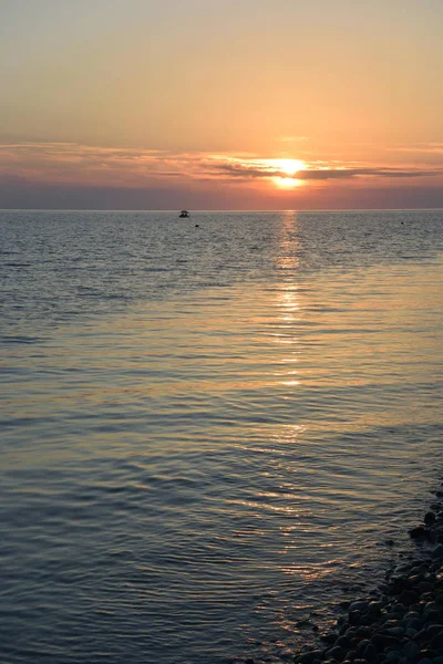 Закат над морем в Имеретинском заливе — стоковое фото
