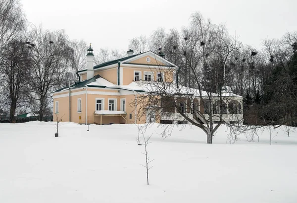 Casa senhorial L.I.Kashinoy. (em inglês) Konstantinovo aldeia, região de Ryazan, Rússia — Fotografia de Stock