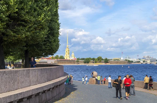 Saint-Pétersbourg. Vue de la forteresse Pierre et Paul — Photo