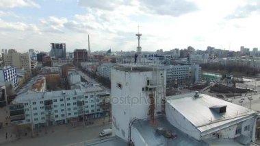 Çatıda elektrikçi hava fotoğraf 