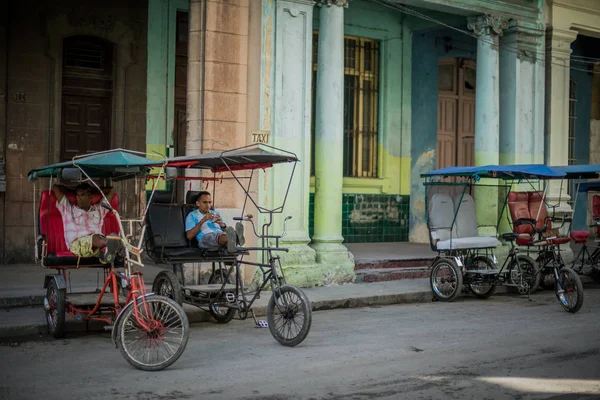 Taxi in Havana — Stockfoto
