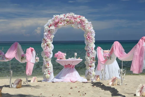 Decoraciones para una boda en la playa —  Fotos de Stock