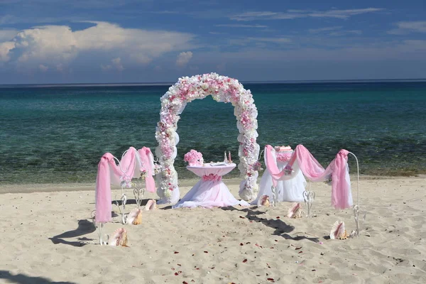 Decorations for a wedding in the beach