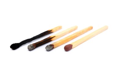 Kullanılan matchsticks koydu