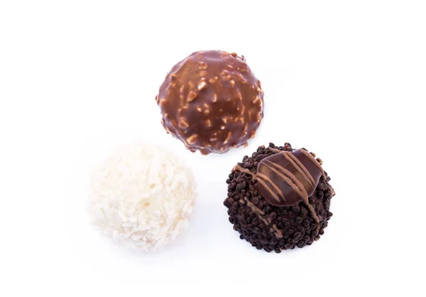 Конфеты Шоколадные Шарики Белом Фоне — стоковое фото