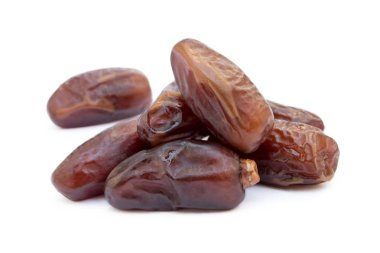Beyaz bir arka plan üzerinde izole kurutulmuş tatlı tarihleri