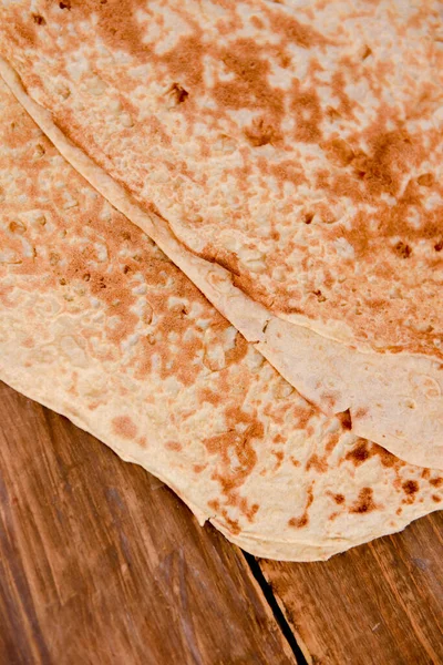 Hemlagad Pita Trä Bakgrund — Stockfoto