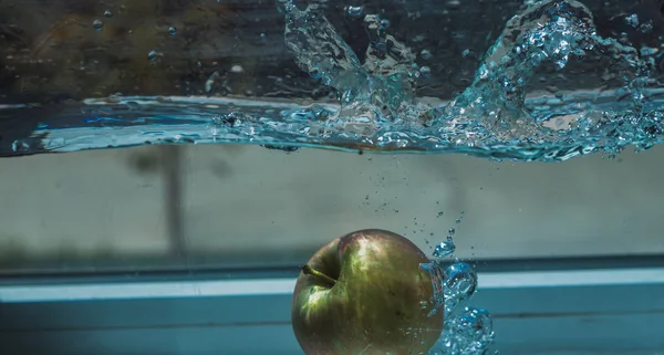 Apple dip-akvárium — Stock Fotó