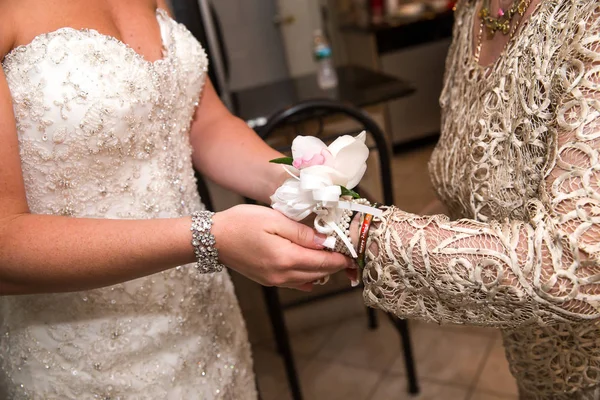 Hochzeit Accessoires der Braut — Stockfoto