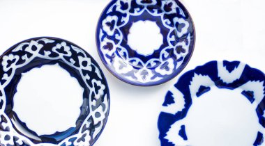 Geleneksel Özbek porselen sofra takımı 