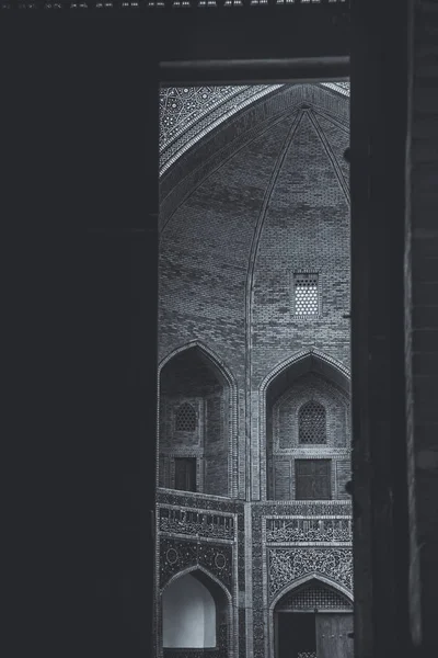 Buchara, Uzbekistan. Widok madrassah Mir-i-Arab — Zdjęcie stockowe