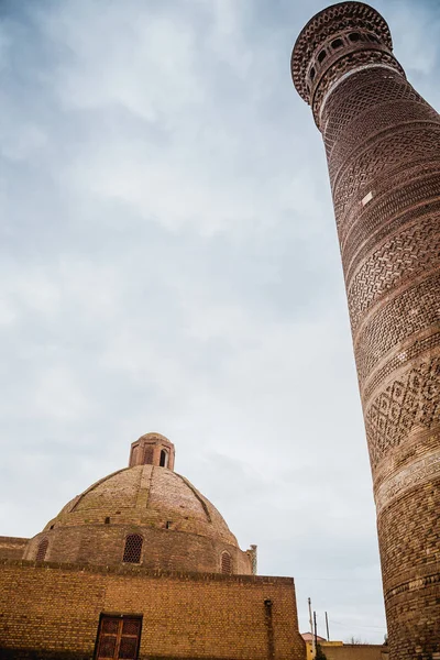 Detaliul arhitectural al minaretului Kalon din Ansamblul Poi-Kalyan, Bukhara, Uzbekistan — Fotografie, imagine de stoc