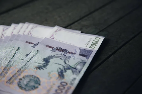Узбецька банкноти. П'ятдесят тисяч Узбецький сум — стокове фото
