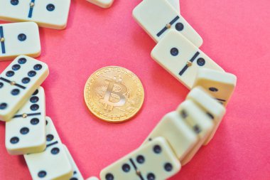 Domino etkisi vurdu. mali gizli bitcoin yok