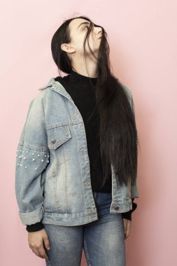 Şık Genç Kadın Portresi