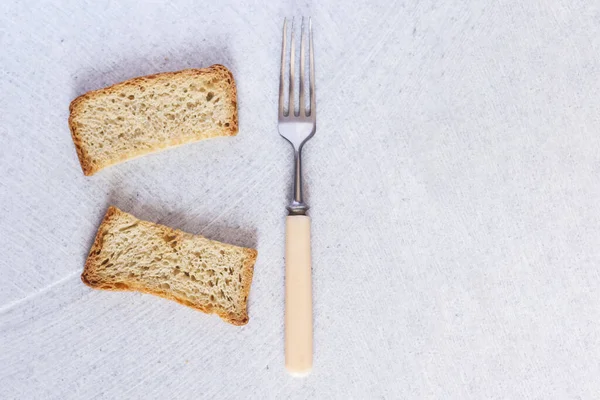 Смачний Дієтичний Хліб Виделкою Мармуровому Фоні Здорова Їжа Вид Зверху — стокове фото