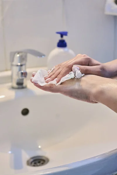 Concepto Higiene Personal Mujer Lavándose Las Manos Con Jabón Prevención — Foto de Stock