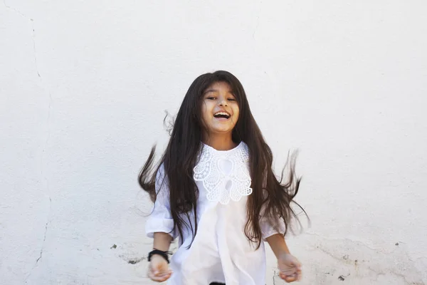 Portrait Beautiful Teen Girl Outdoors Little Girl Having Fun Summer — Stock Photo, Image