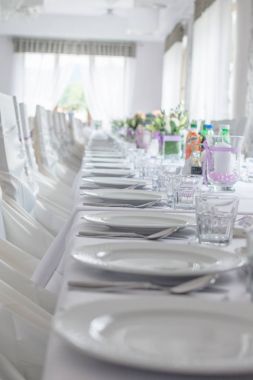 Bir RAW düğün Sofra Restoran