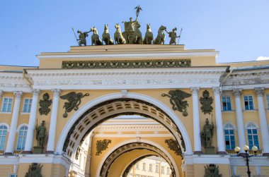 Aziz Petersburg. - Rusya. Ağustos 2015: Nevsky Prospect boyunca yürüyüş