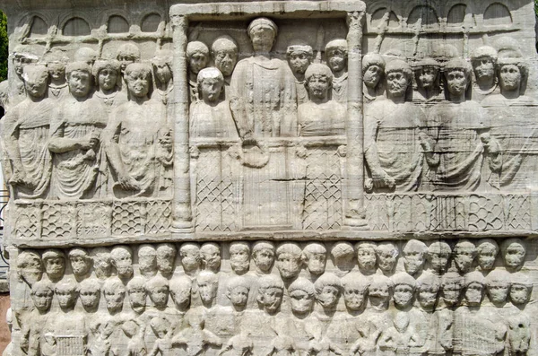 Stone Frieze Sculpture Byzantine Emperor Theodosius Showing Him Crowd Watching — Stock Photo, Image