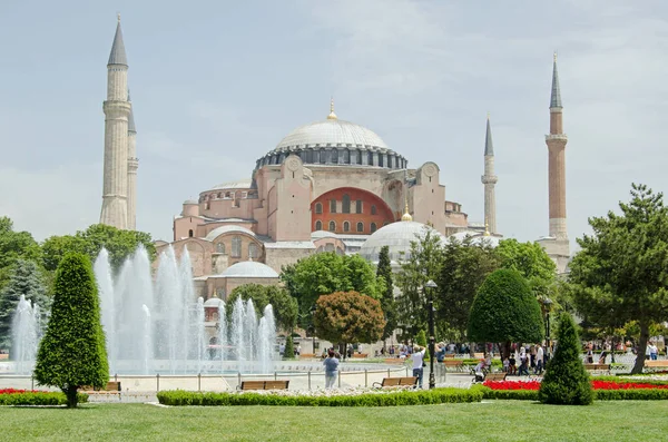 Istanbul Turquía Junio 2016 Los Visitantes Disfrutan Vista Del Magnífico — Foto de Stock