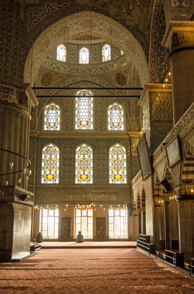 Istanbul Turquía Junio 2016 Vidrieras Adornadas Famosa Mezquita Azul También — Foto de Stock
