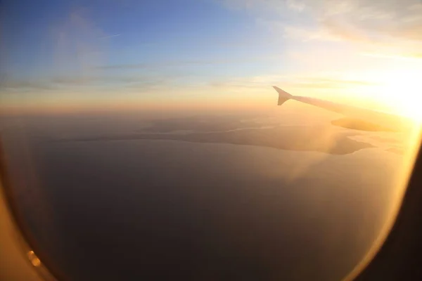 Vacker Solnedgång Och Himlen Togs Från Fönsterplatsen Flygplanet Flyga Runt — Stockfoto