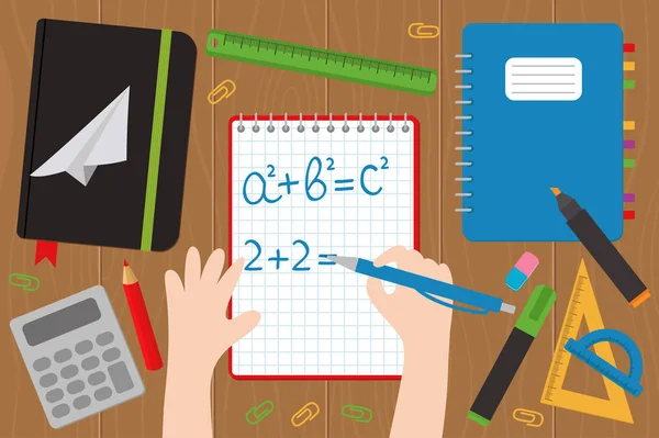 çocuk masasında dersler yok