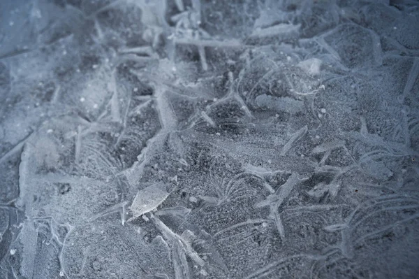 Spring background - meltinh and cracking ice — Stock Photo, Image