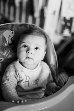 Evde bebeğim. portre siyah ve beyaz kadar yakın