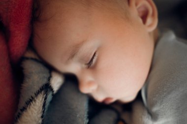 Bir bebek uyku yakın çekim