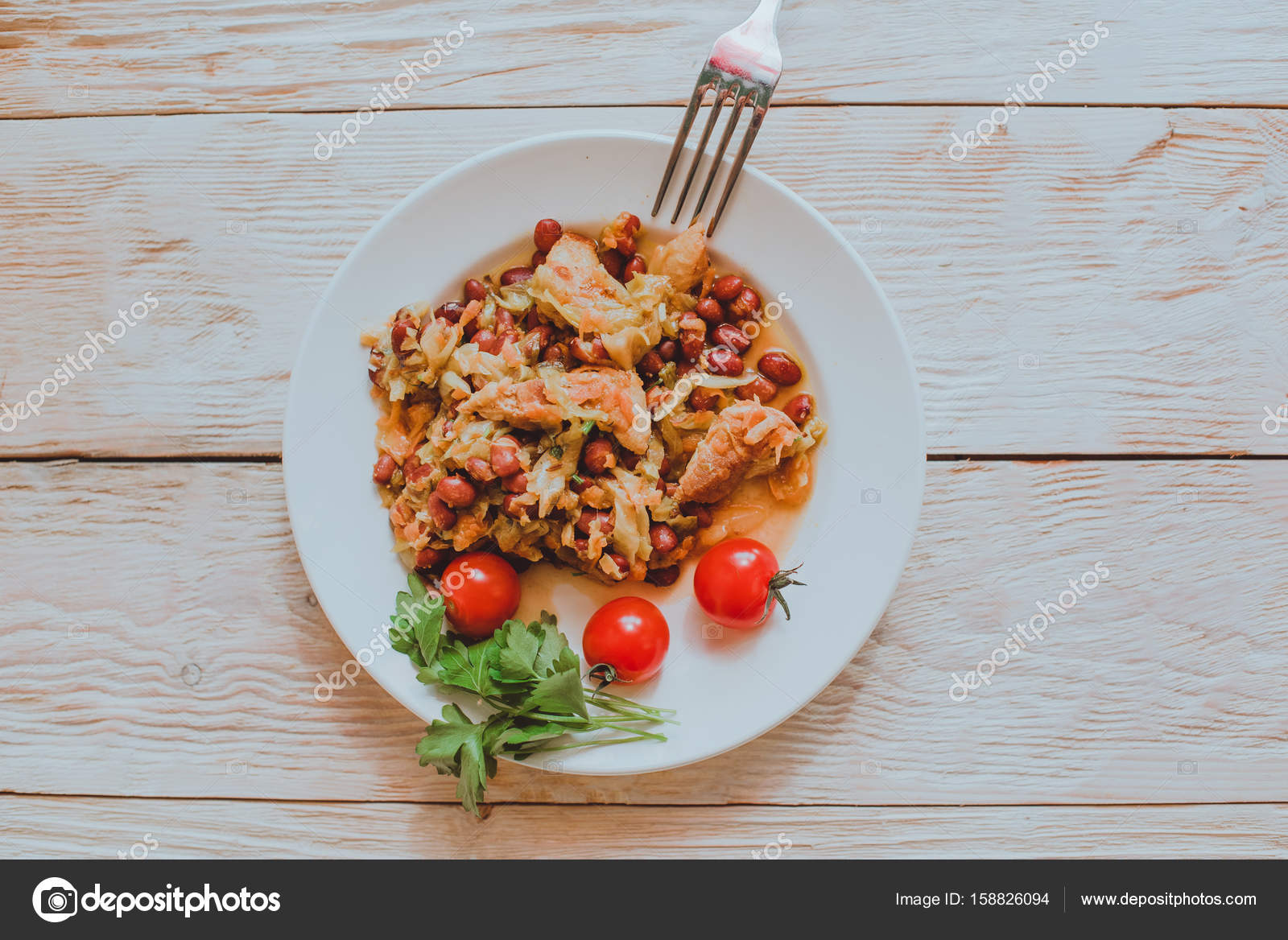 Тушеная курица с фасолью и перцем чили новые фото Тушеная курица с фасолью и перцем чили новые фото
