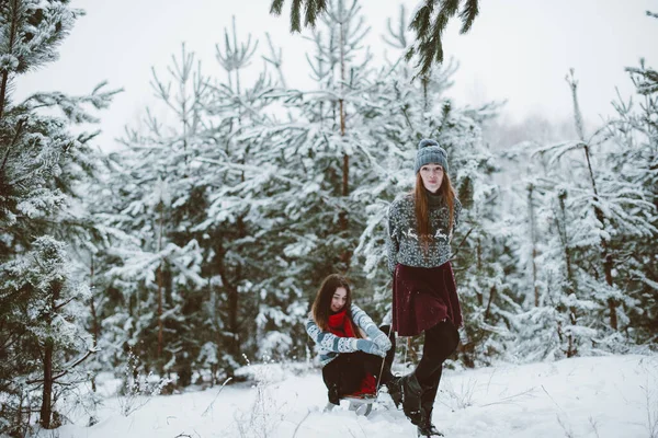 Dois Jovens Amigos Hipster Menina Adolescente Juntos Close Retrato Moda — Fotografia de Stock