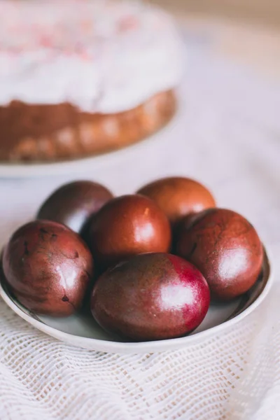 Mesa Pascua Con Pasteles Tradicionales Pascua Huevos Pascua Con Rama — Foto de Stock