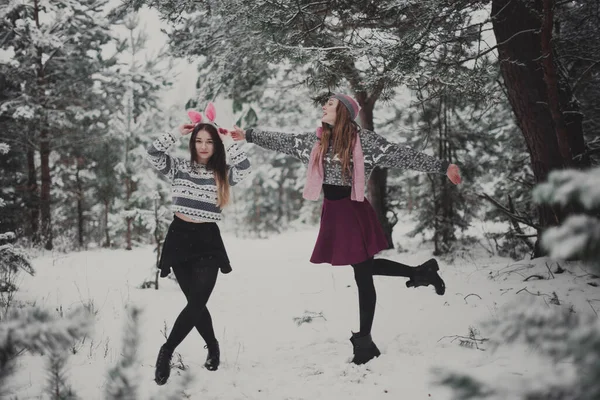 Dois Jovens Amigos Hipster Menina Adolescente Juntos Close Retrato Moda — Fotografia de Stock