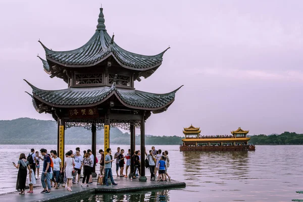 美丽的西湖风景 中国杭州落日的风景 — 图库照片