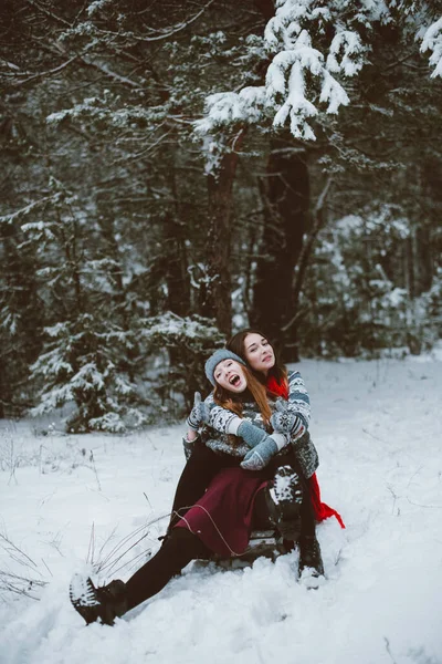 Two Young Teenage Hipster Girl Friends Together Close Fashion Portrait — стоковое фото