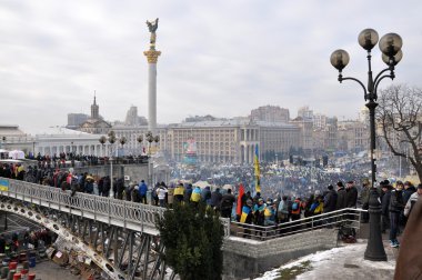 Kiev Maidan devrim Advantages_67
